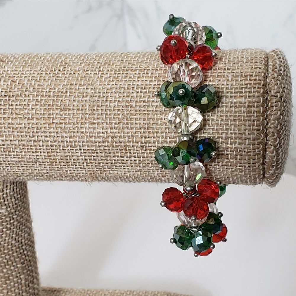 GLASS BEAD Stretch Bracelet Red Green Clear Silver